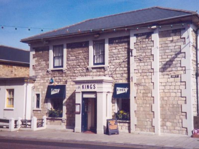 Kings House Bar, Sandown •