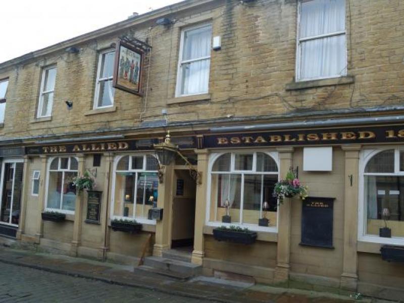 Allied Hotel, Honley