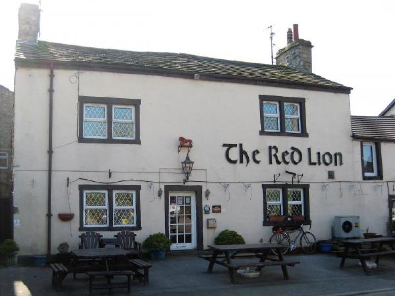 Red Lion, Earby •