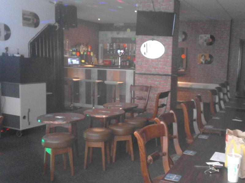 Barneys Karaoke Bar, Wigan