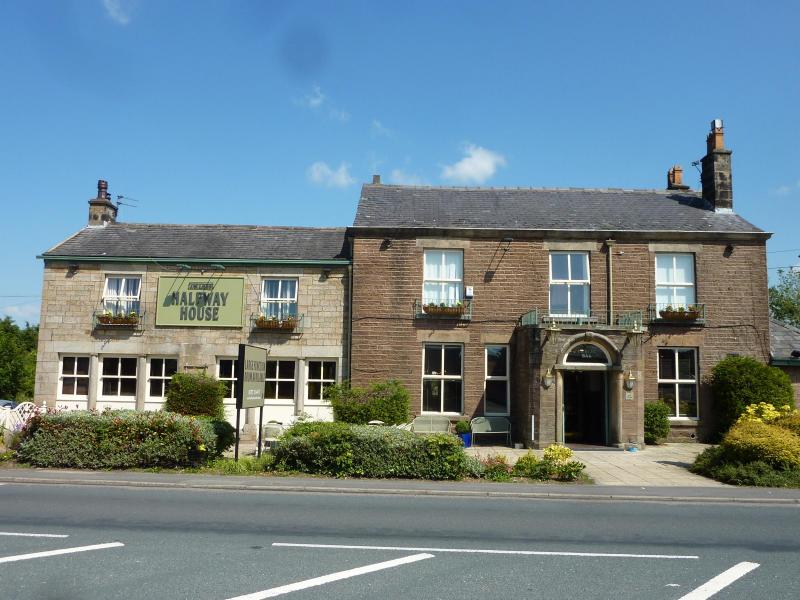 Halfway House, ClaytonleWoods •