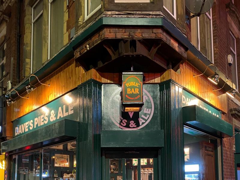 Dave's Pies & Ale, Leeds •