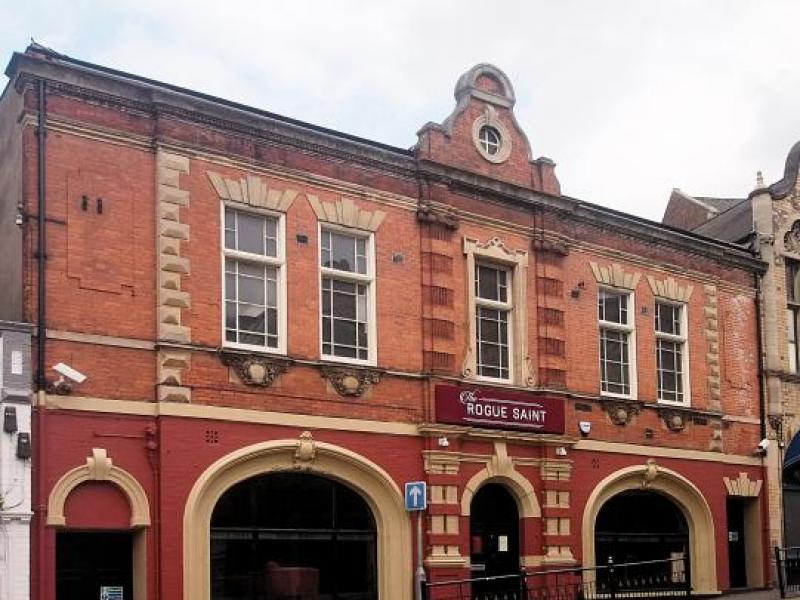 Bear & Sheep, Lincoln