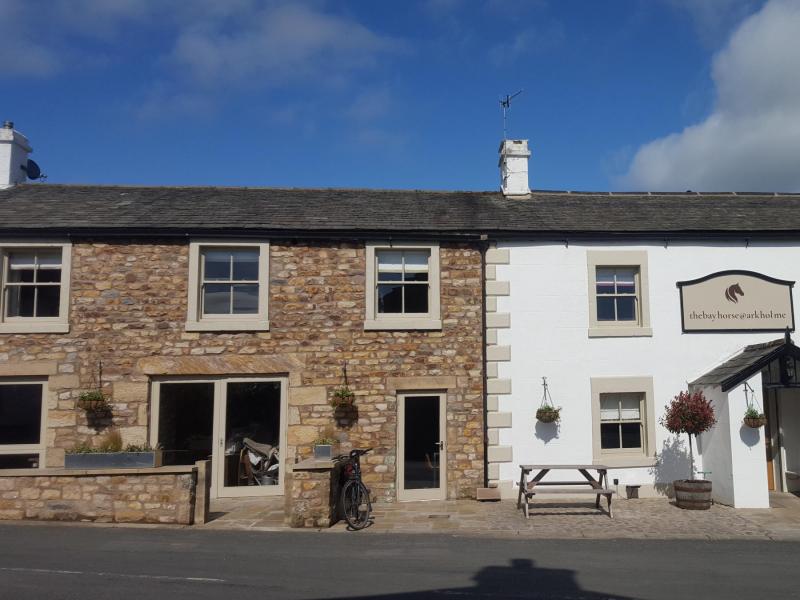 Bay Horse, Arkholme