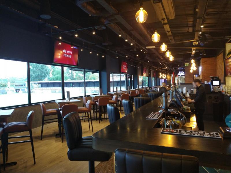 Bar-27, Macclesfield