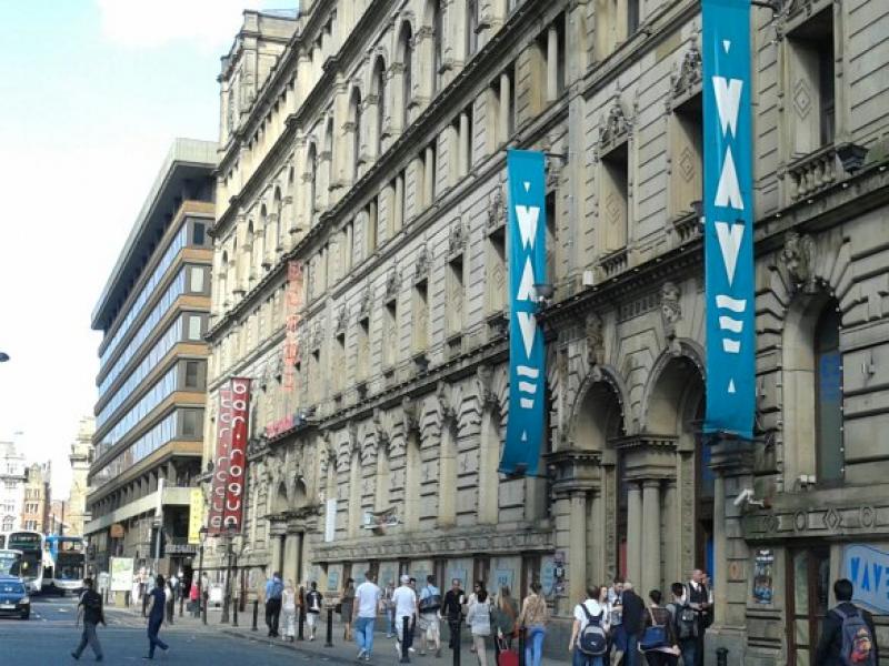 Bar Rogue / Wave, Manchester