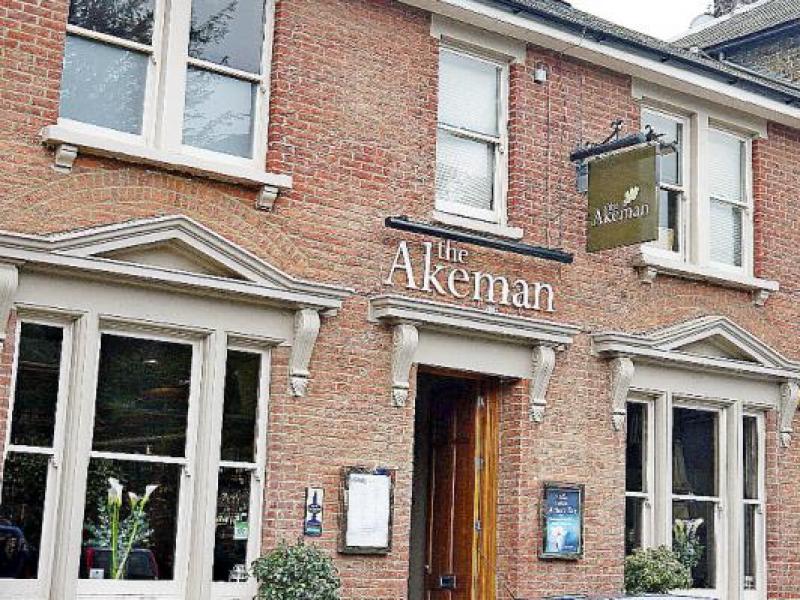 Akeman, Tring