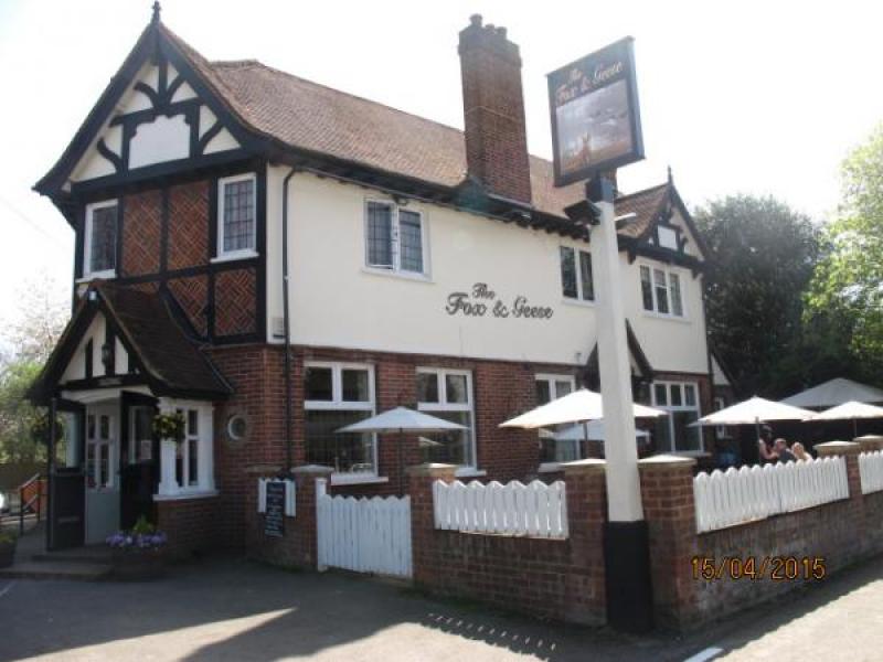 Home Bar Kitchen Ickenham Whatpub Com Home Bar Kitchen Ickenham Whatpub Com