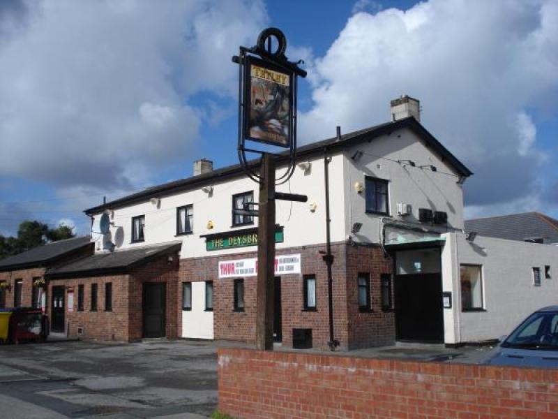 Deysbrook, Liverpool •