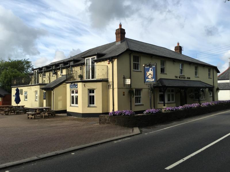 Bickford Arms, Brandis Corner
