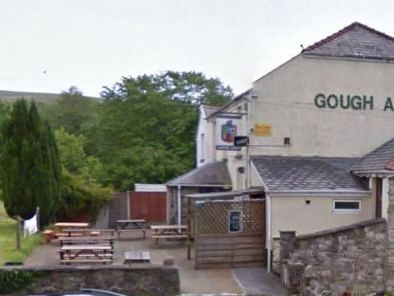 Cafe Chameleon, Ystradgynlais