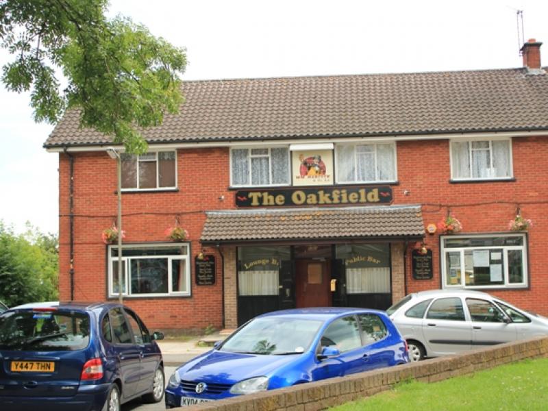 Oakfield Inn, Cwmbran •