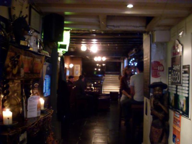 Highgate Inn, Highgate •