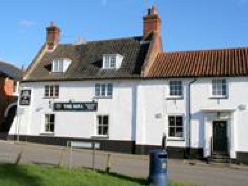 Bull Hotel, Litcham