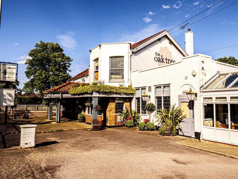 Oak Tree Norwich Whatpub Com