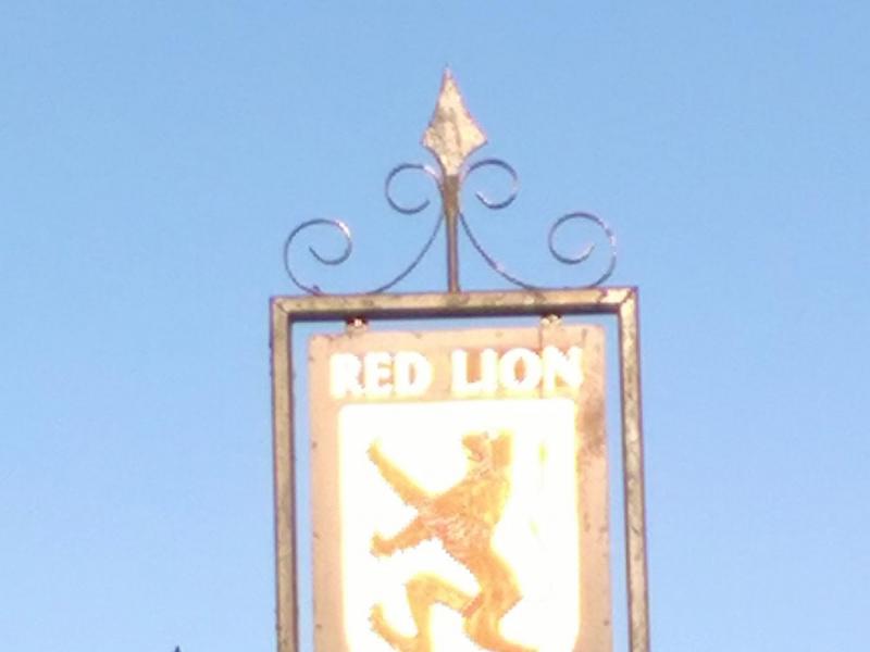 Red Lion, Turners Hill •