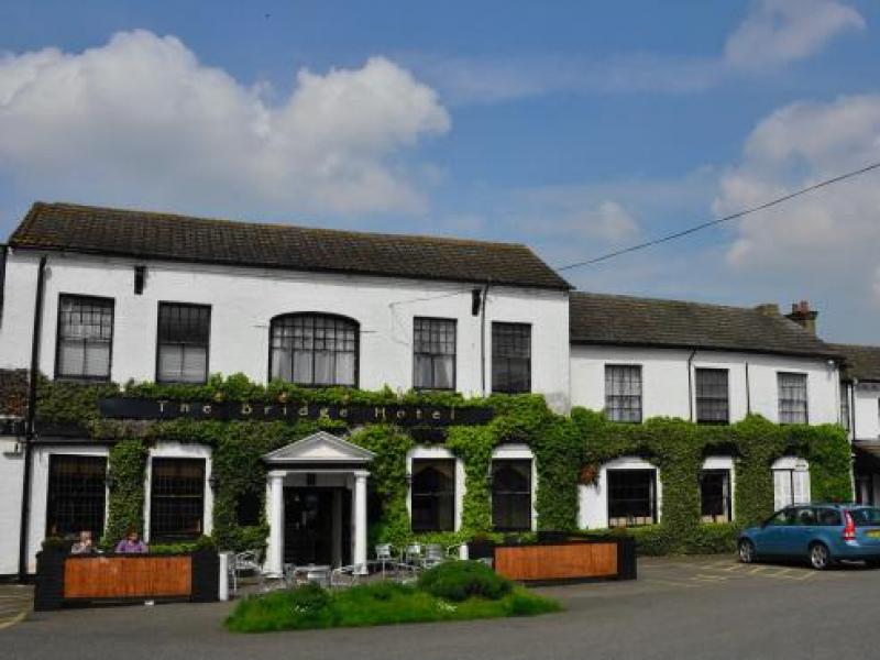 Bridge Hotel, Thrapston •