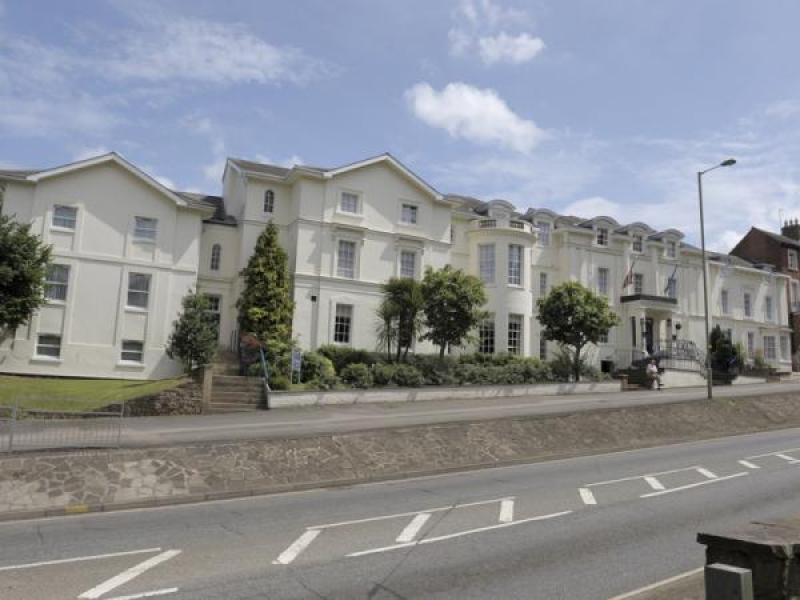 Banbury House Hotel, Banbury •