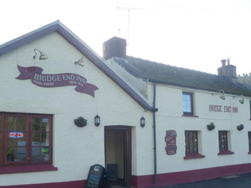 Bridge End Inn, Llanychaer