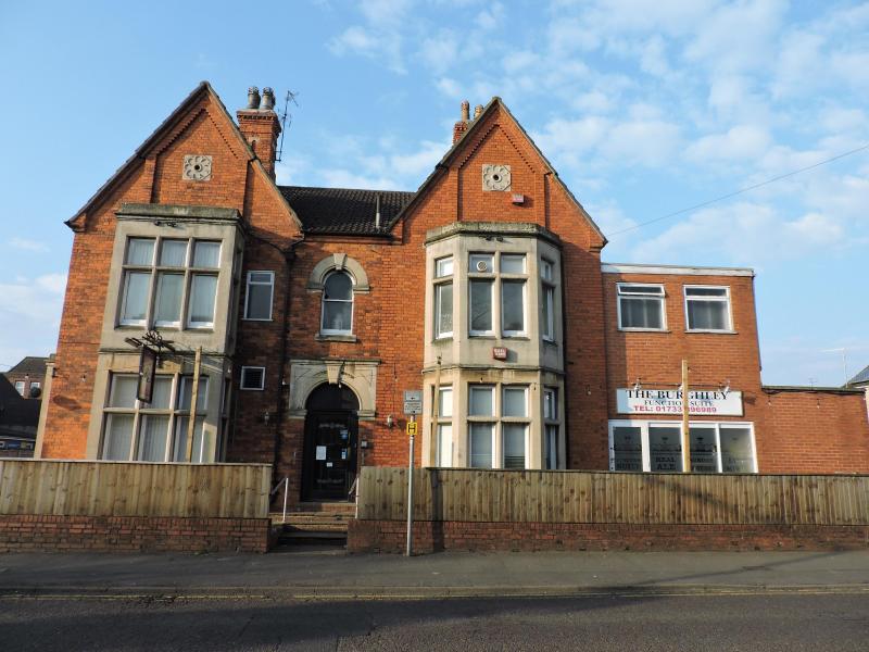 Burghley Club, Peterborough