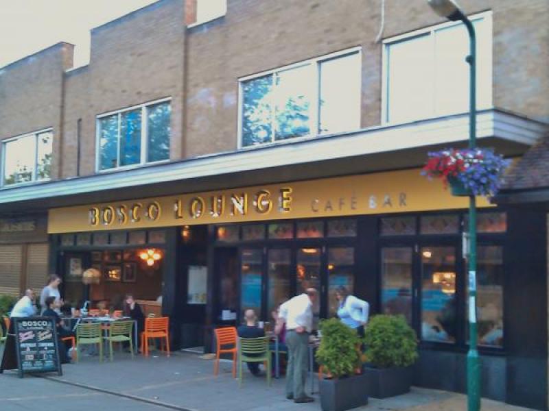 Bosco Lounge, Woodley