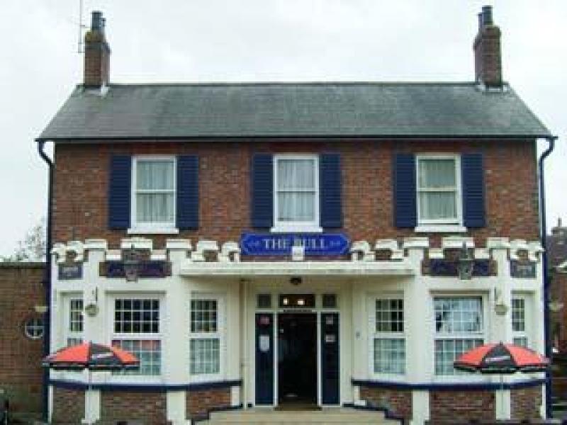 Bull, Horley