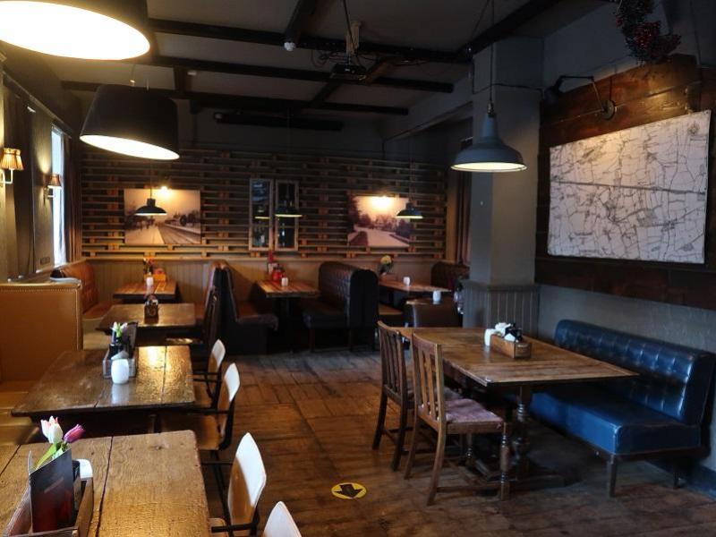 Station, South Nutfield •