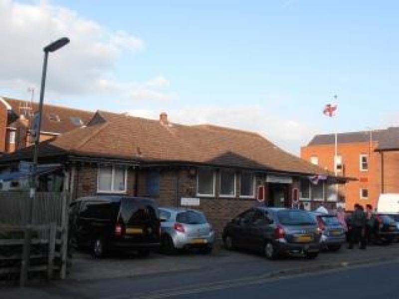 Albert Road Sports & Social Club, Horley