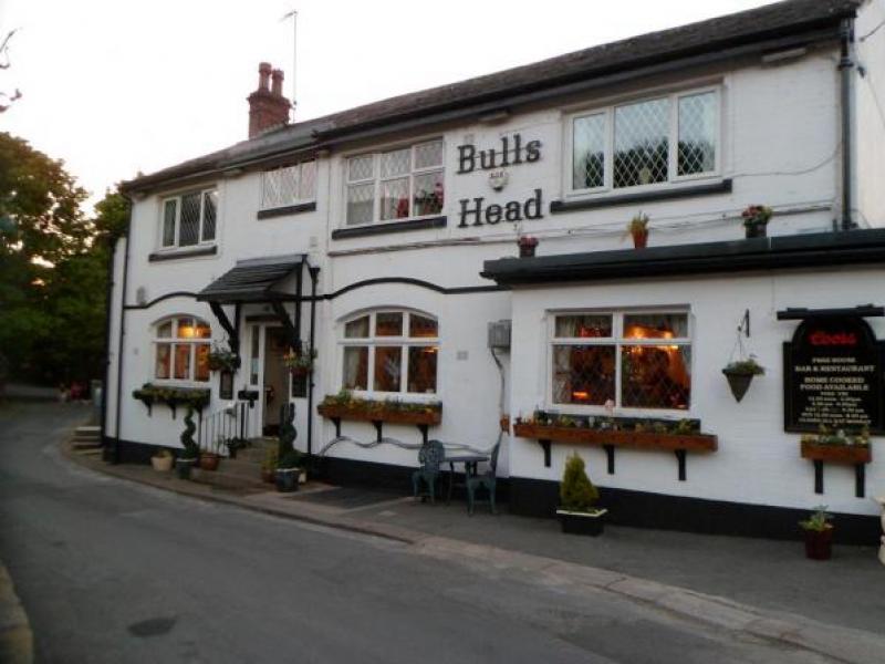 Bulls Head, Newhey