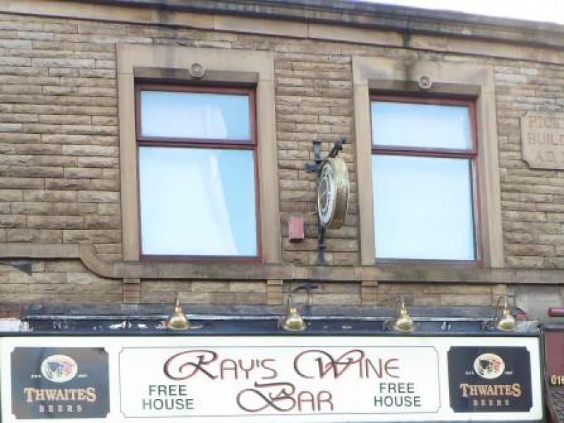 Ray's Wine Bar, Royton •