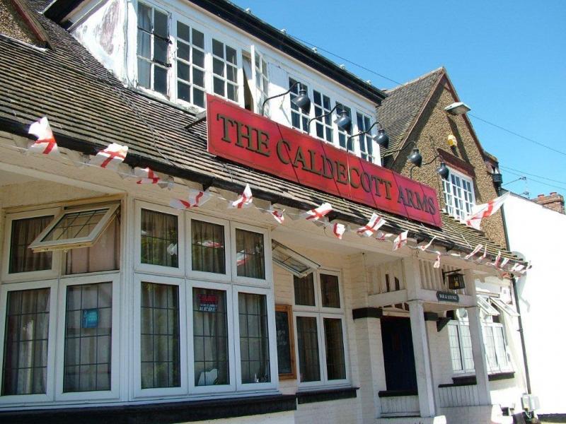 Caldecott Arms, Long Lawford