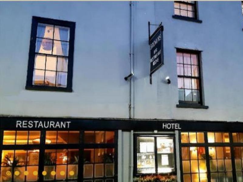 Browns Hotel, Dartmouth