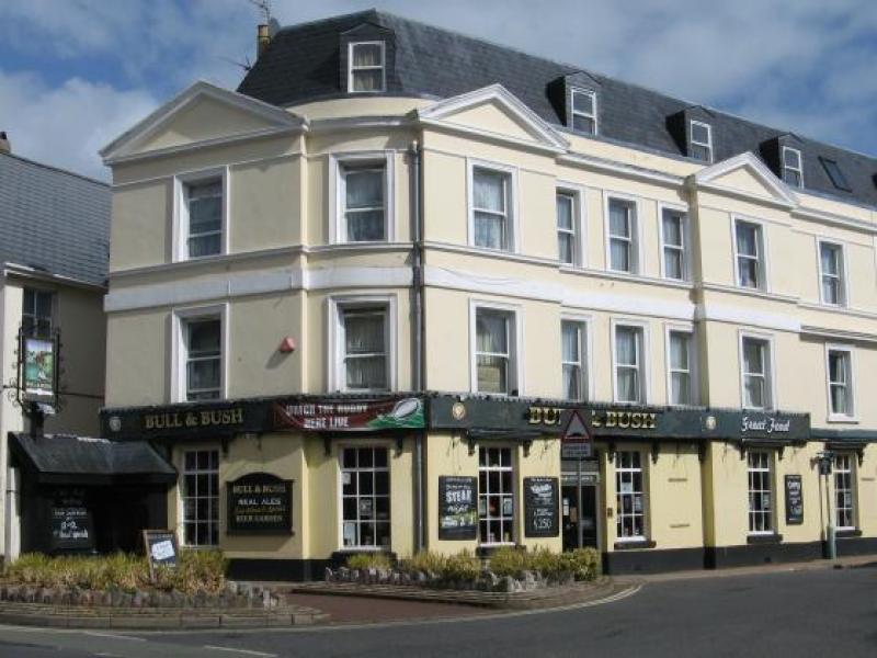 Bull & Bush, Torquay