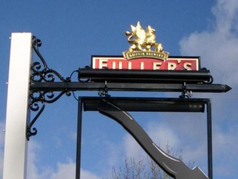 Old Hatchet, Winkfield •