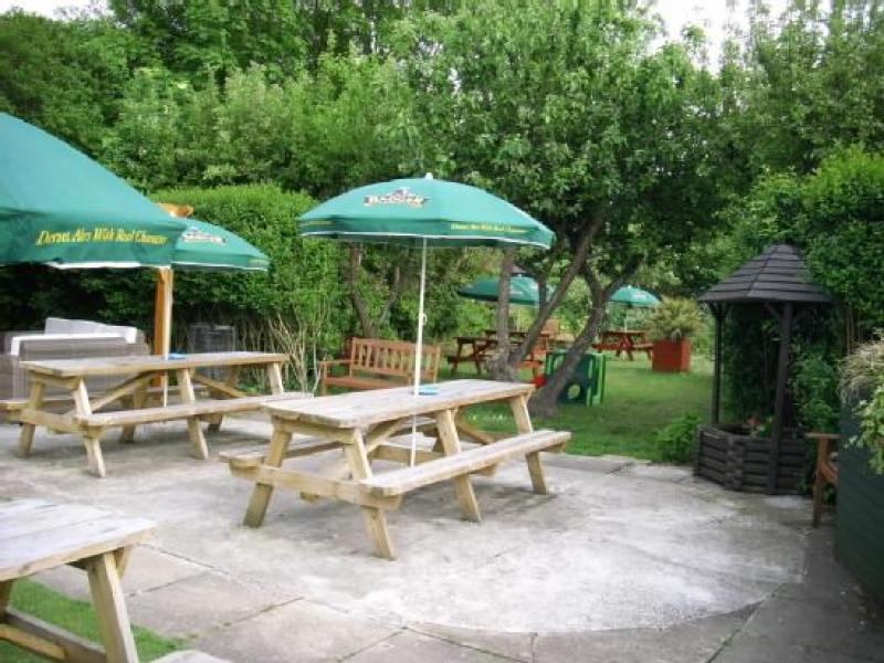 Rose & Crown, Lytchett Matravers •