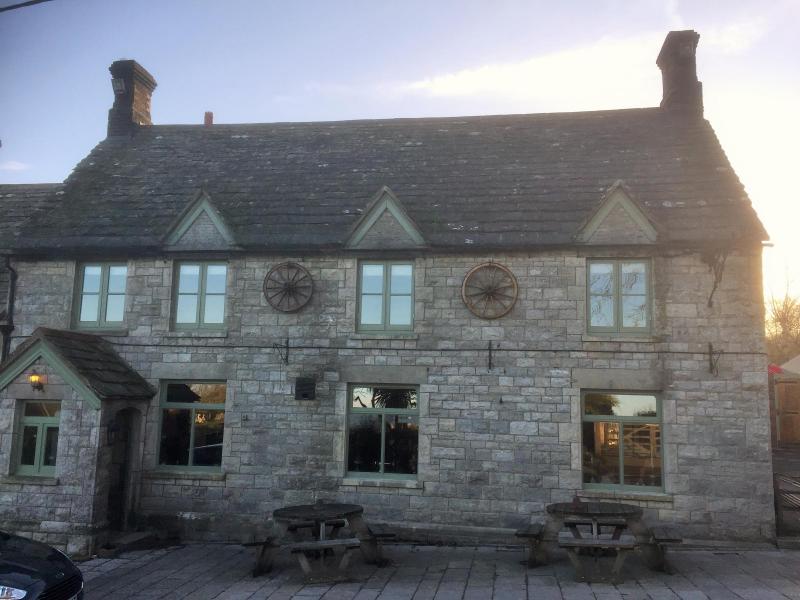 Bankes Arms, Studland