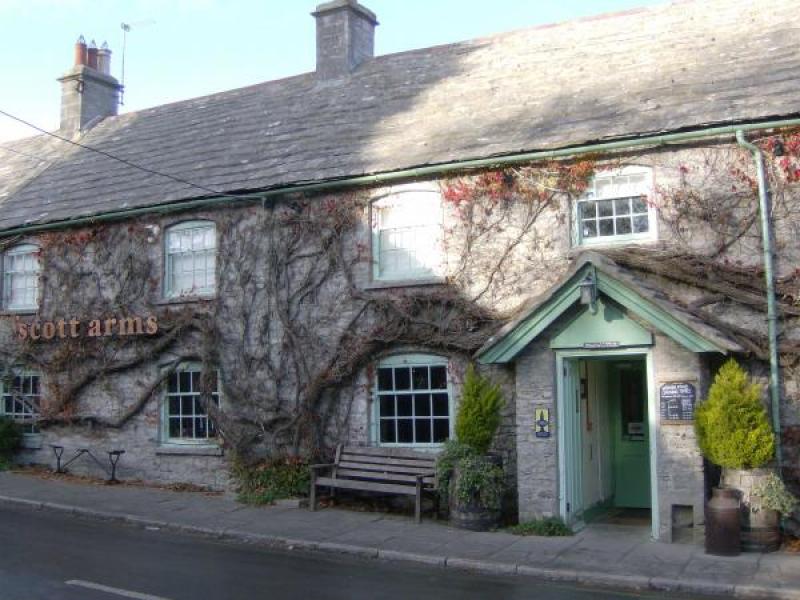 Scott Arms, Kingston •