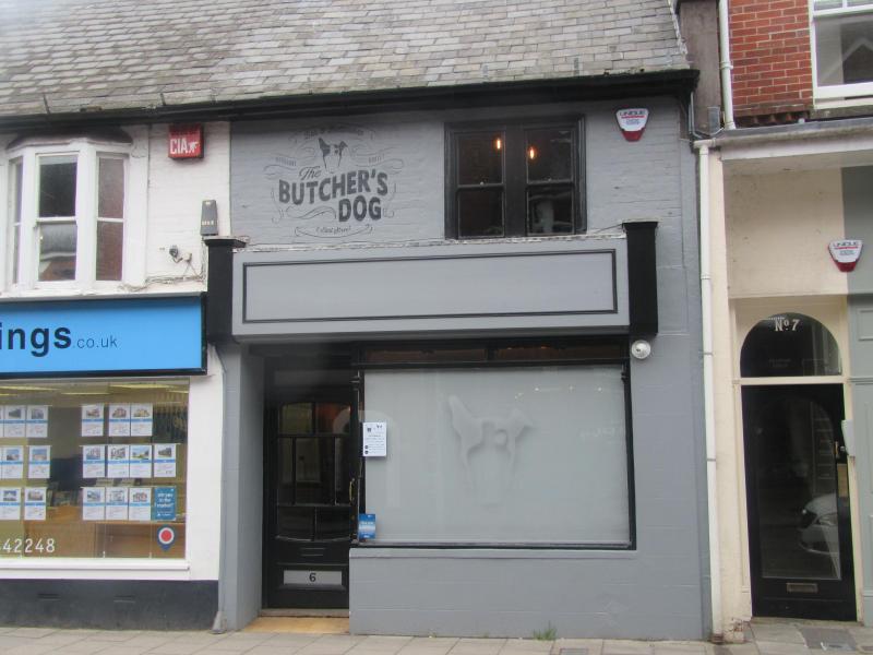 Butcher's Dog, Wimborne