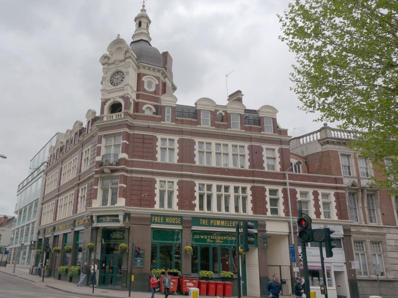 Pommelers Rest, London •