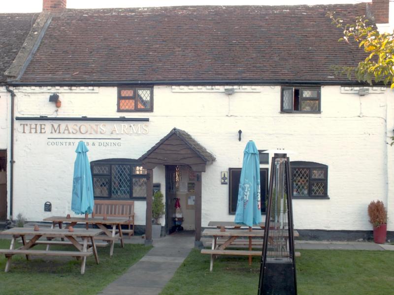 Masons Arms, Long Marston •