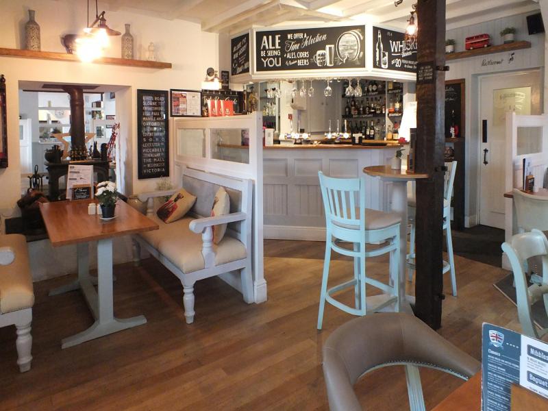 Three Horseshoes Wixford Whatpub