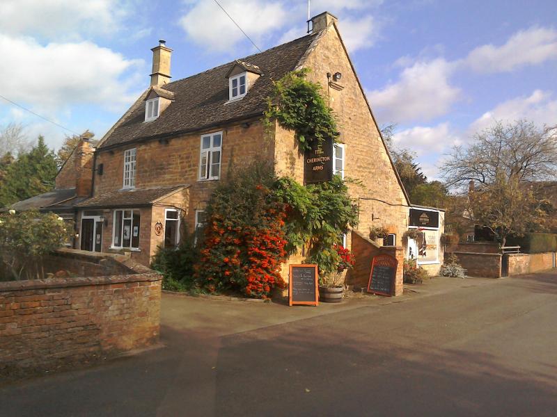 Cherington, Cherington