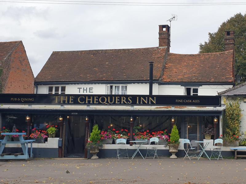 Chequers Inn, Well