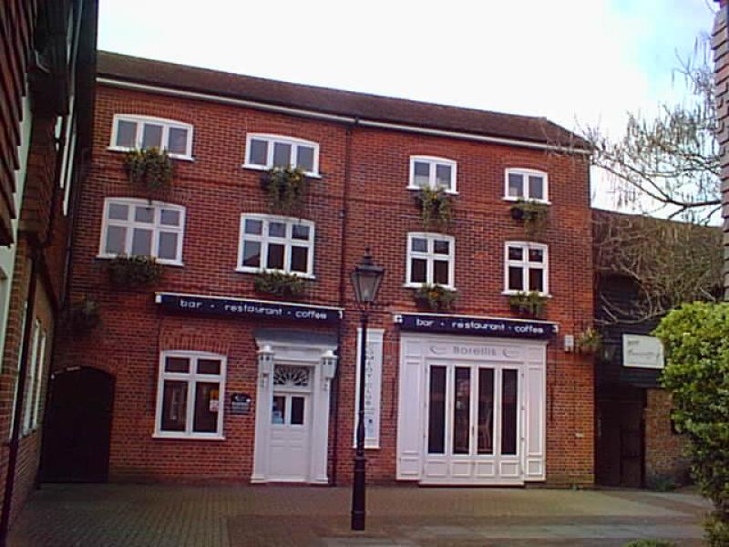 Borelli's, Farnham