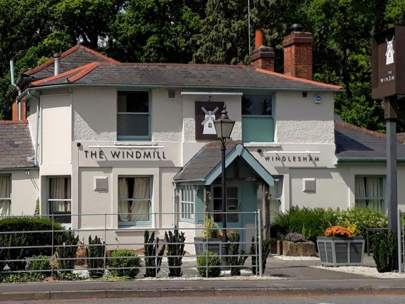 Windmill Inn, Windlesham •