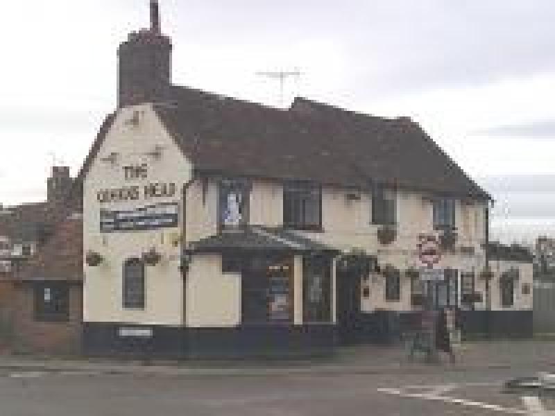 Queens Head, Colney Heath •