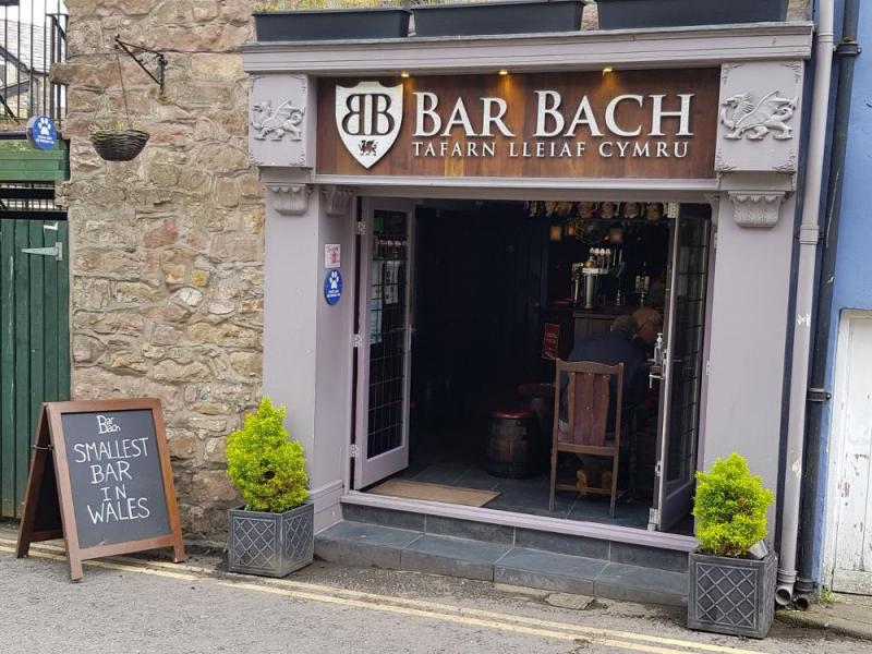 Bar Bach, Caernarfon