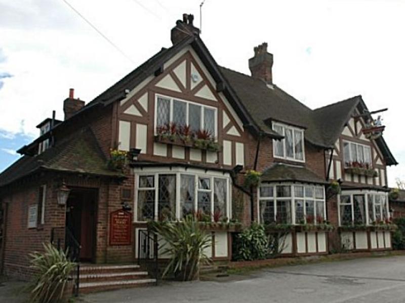 Boat Inn, Catherine de Barnes