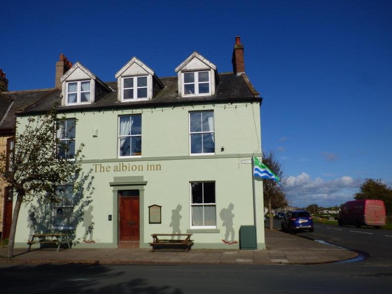 Albion, Silloth