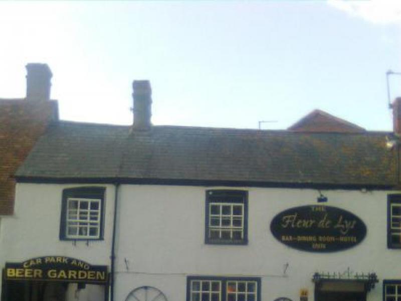 Fleur de Lys, DorchesteronThames •